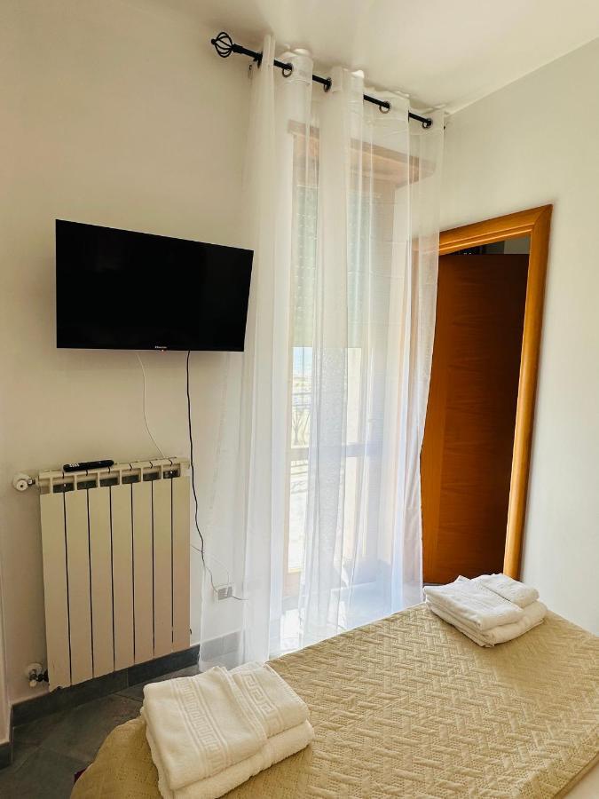 Newhouse Victoria - Sea View Apartment Nettuno Exterior photo